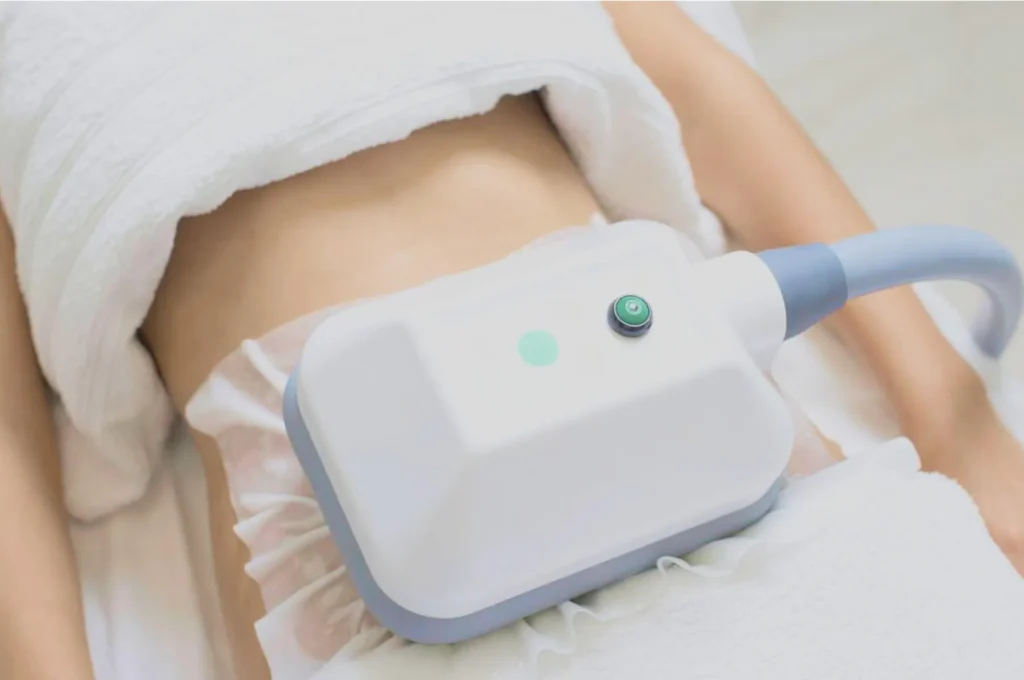 How Fat Freezing and HIFU Work Together? 3 advantages to combining Fat Freezing and HIFU Walsall