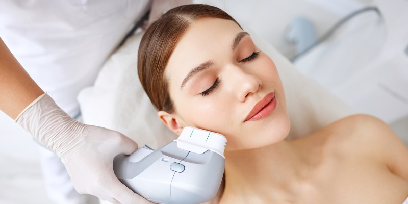 How Fat Freezing and HIFU Work Together? 4 book a personalised consultation of Fat Freezing and HIFU Together Walsall